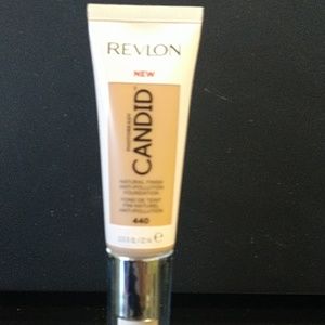 Revlon Candid Foundation